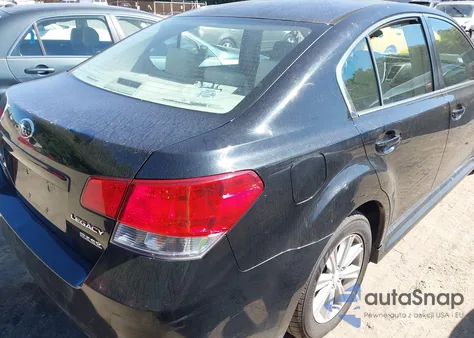 2011 Subaru Legacy 2.5I Premium z USA, uszkodzony, nr VIN 4S3BMBC69B3222059